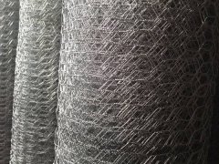 铁丝网
